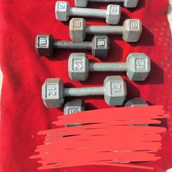 SETS OF 12s. 8s  5s  HEXHEAD DUMBBELLS.  TOTAL 50LBs 
11525 S HALSTED. Dunkin Donuts/
7111.S WESTERN WALGREENS DELIVERY AVAILABLE  $
40$.    CASH ONLY