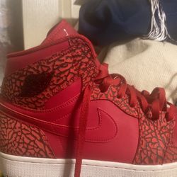 Air Jordan 1 Retro High 'Red Elephant Size 12 Mens