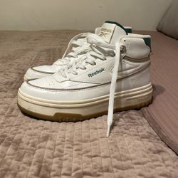 White And Green Women’s Reeboks