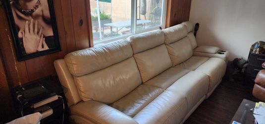 Leather sectional sofa