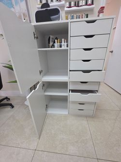Chest of drawers withe / Cajoneras Blanca