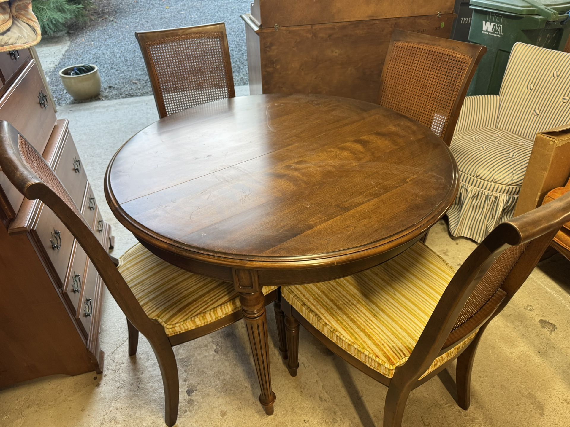 Ethan Allen Vintage Dining Room Set