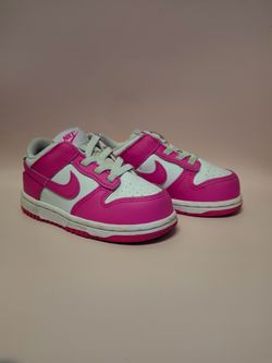 Nike dunk pink toddler size 7c