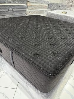King Sizes Mattress And Box Spring Beautyrest Black 2025
