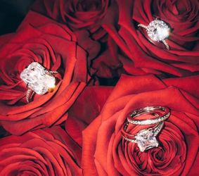 Wedding ring/engagement ring