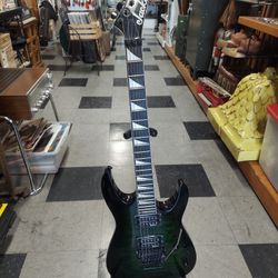 JACKSON GUITAR WITH FLOYD ROSE MIC
