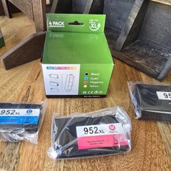 952 XL Printer Ink (Magenta, Cyan & Black)