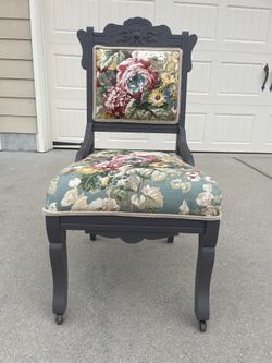 Gothic Romance Victorian Antique chair