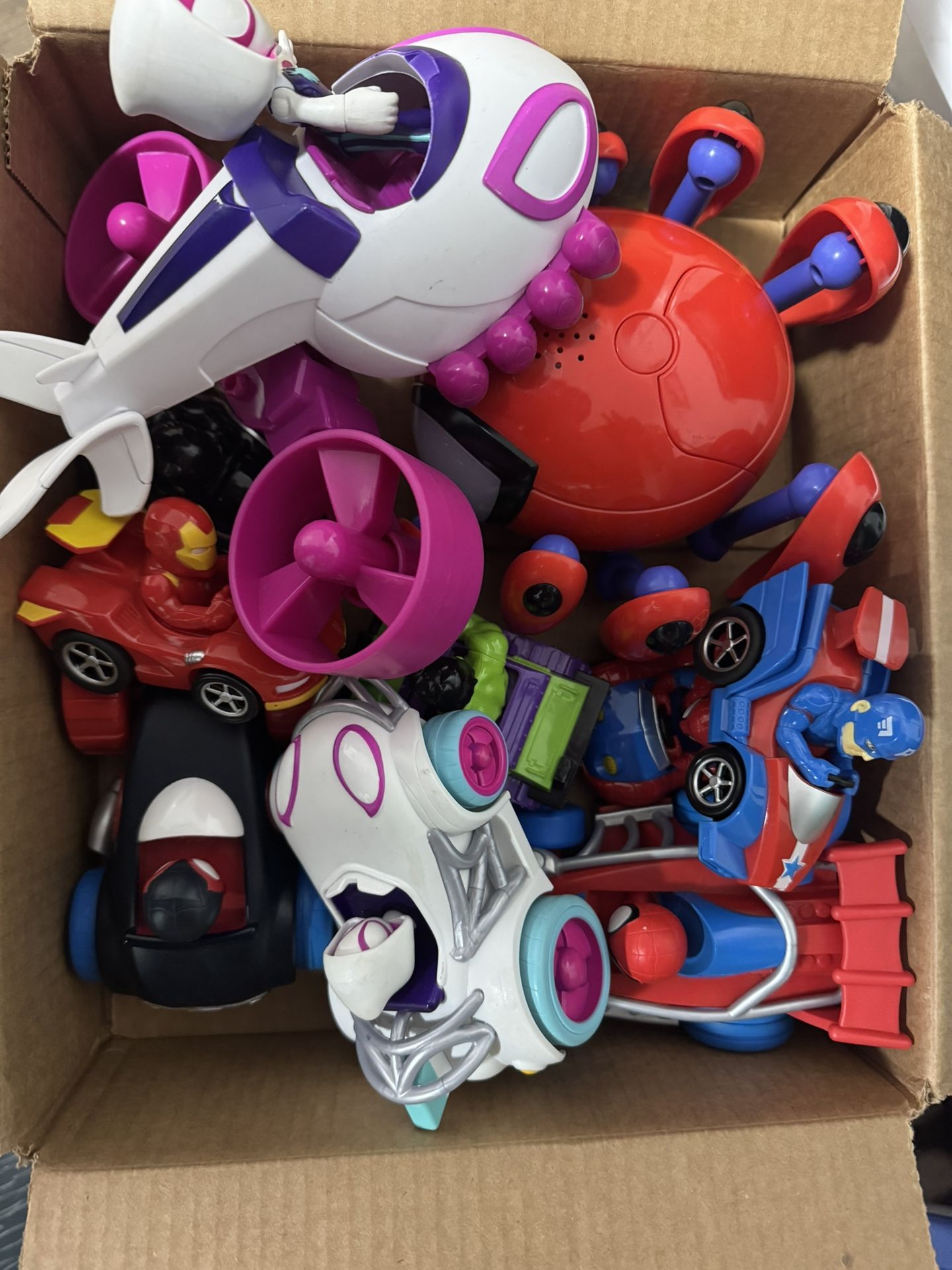 Marvel Spidey His Amazing Friends Trace-E Bot