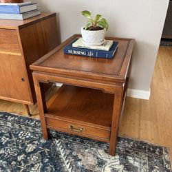 Vintage Hekman Two Tier Walnut Checkerboard Side End Table Asian Inspired MCM Mid Century 
