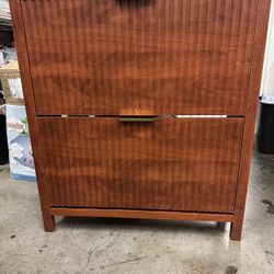 Modern Slatted Wood Shoe Organizer with Dual Flip Drawers, Slim Shoe Storage Cabinet, Wood Freestanding Organizer Shoe Rack for Entryway, Small Spaces