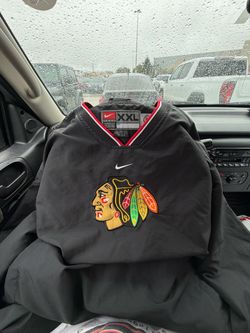 Nike pull over