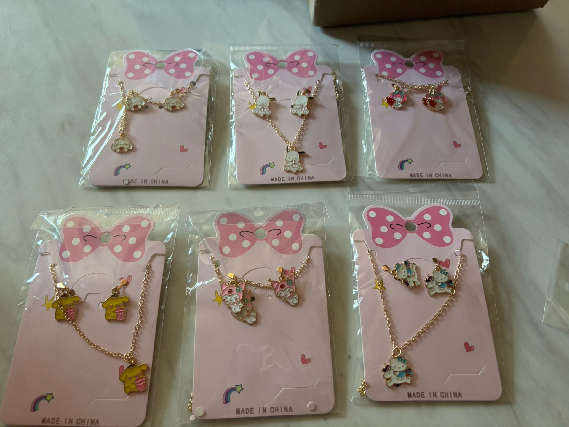 Hello Kitty And Friends Jewelry Set