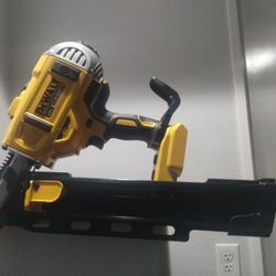 DeWalt 21" Nail gun 
