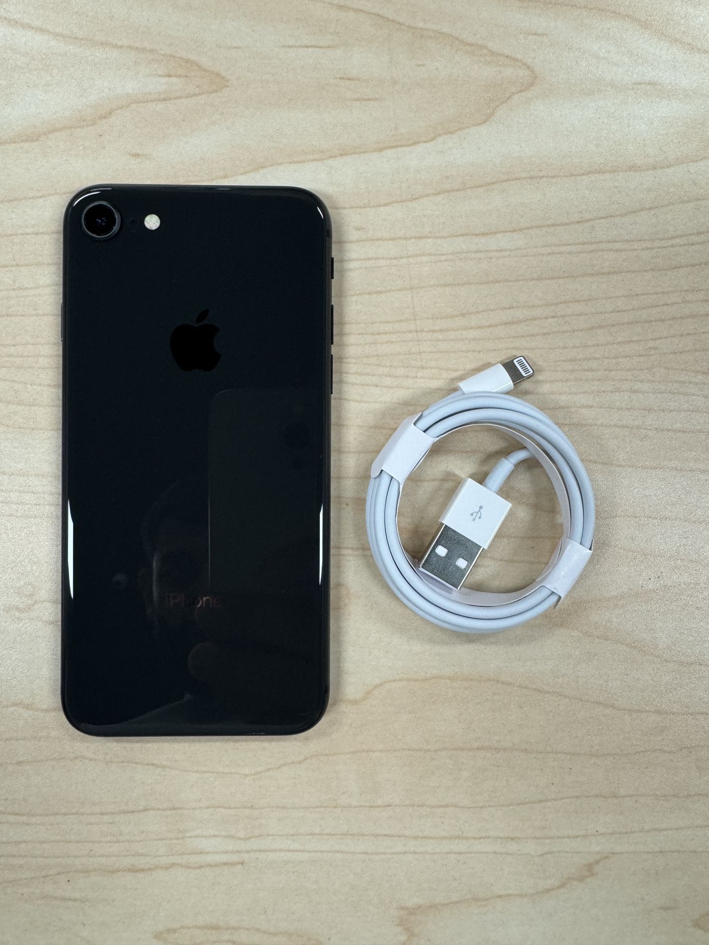 iPhone 8 64 GB - UNLOCKED - Works With Metro, T-Mobile, At&T, Cricket, BoostMobile, Verizon Or Any Other Carrier!!!!
