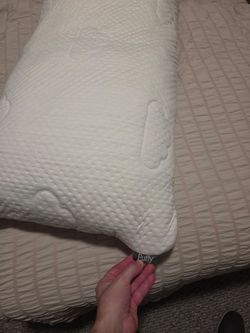 Puffy brand like new body pillow