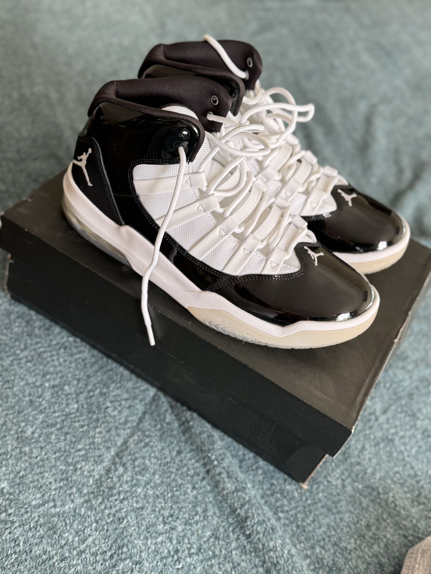 Jordan 11’s