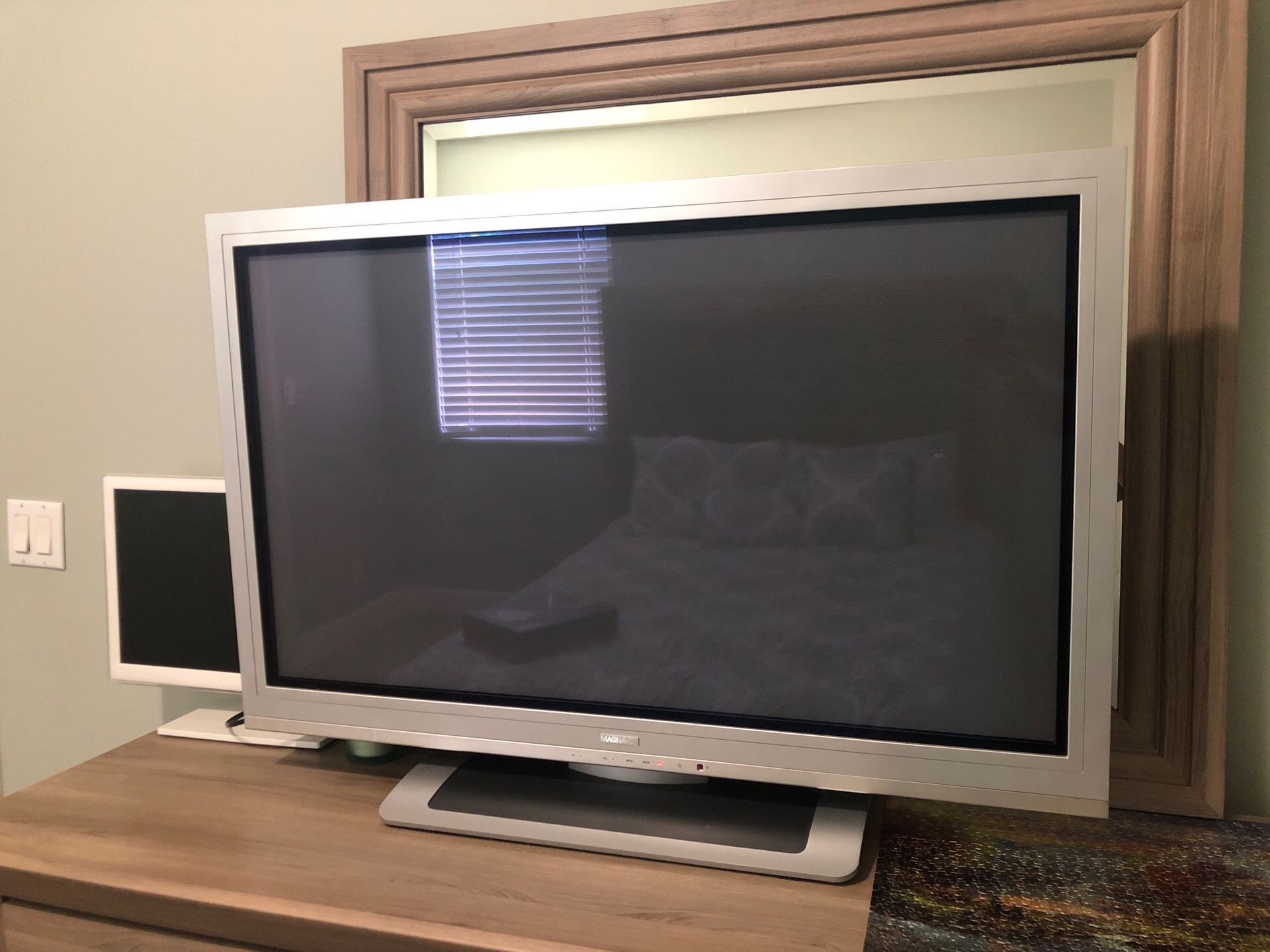 40 inch plasma tv MAGNAVOX