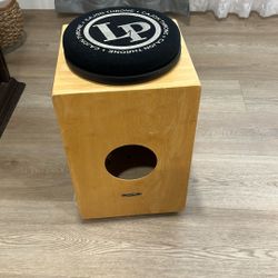 Cajón Throne 