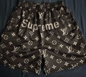 Custom logo mesh shorts size XXL