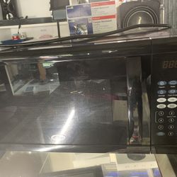 Oster Microwave