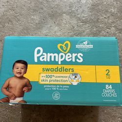Diapers Pampers 2