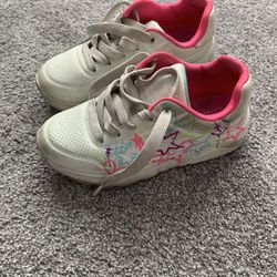 Girls Skechers Sneakers 