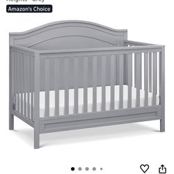 Da Vinci Da Vinci baby crib in Pebble Grey VERY gently used