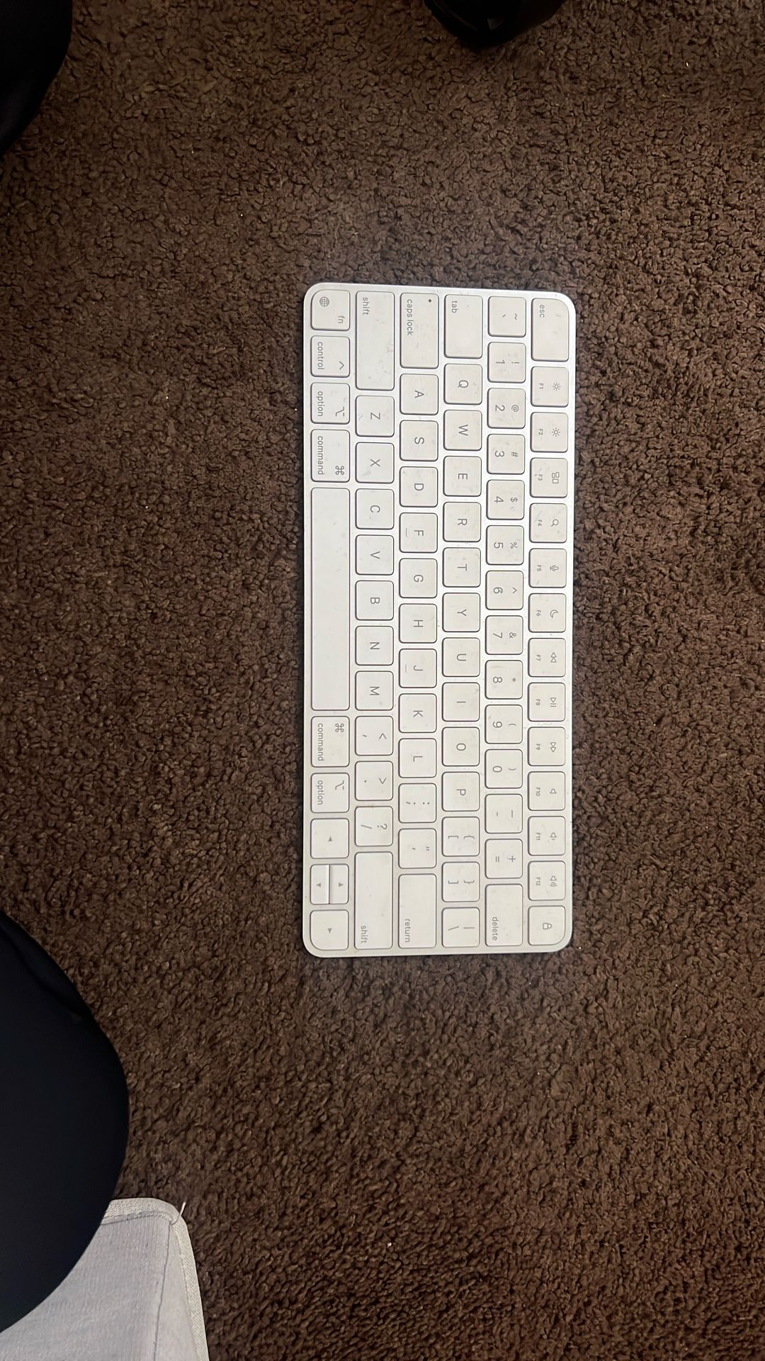 Apple keyboard 