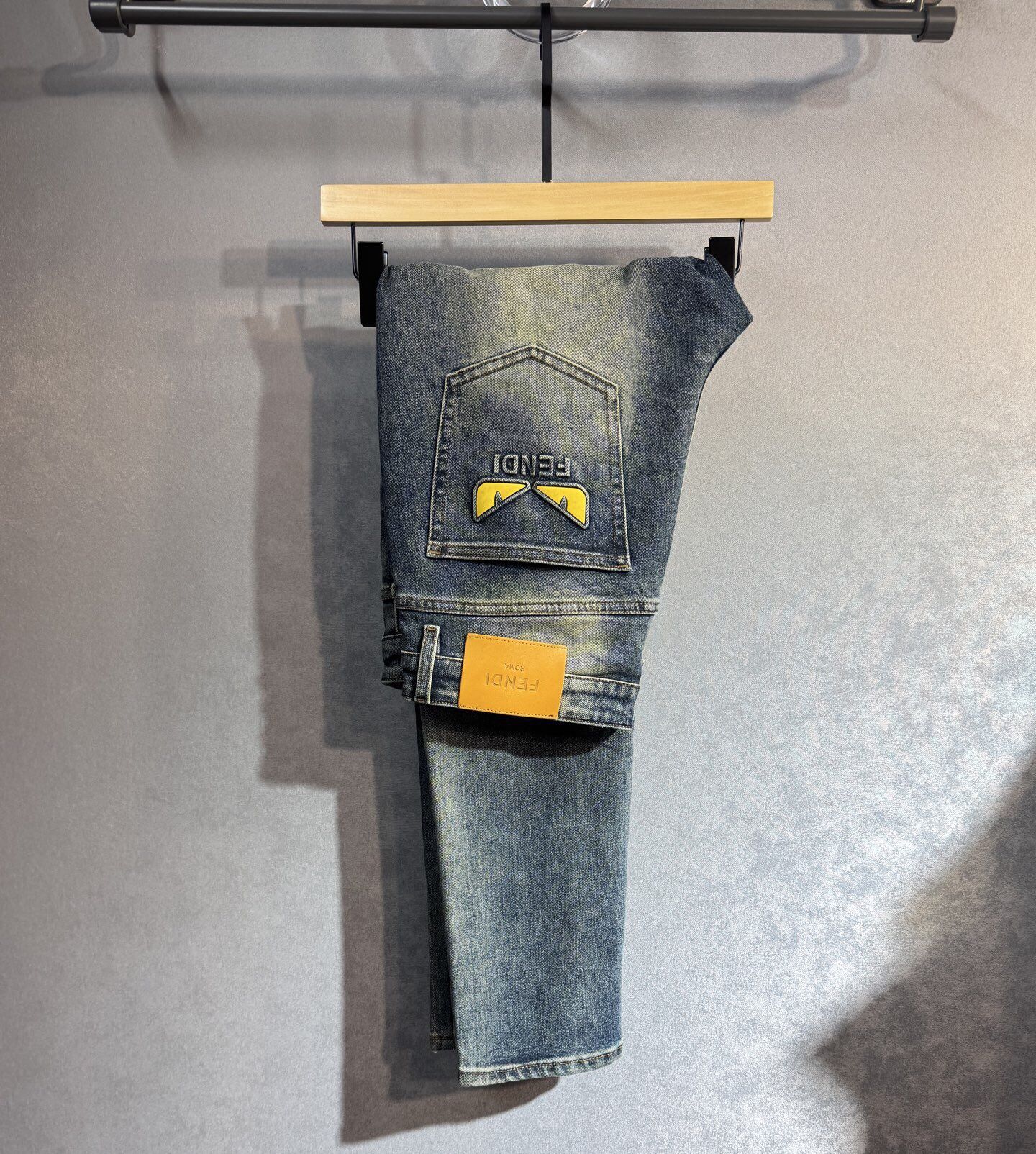 Fendi Men’s 2025 Jeans New