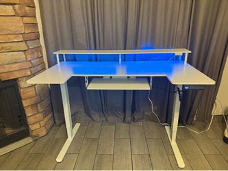 Sit/Stand Desk