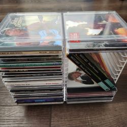 music CD
John Denver
Celine Dion
Barbra streisand
Rod Stewart
etc.
20 pcs
$15

*some cases have crack, broken
inside CDs are good condition.
