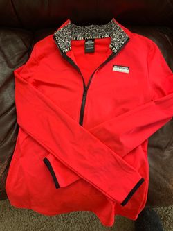 Zip up pink light weight shirt