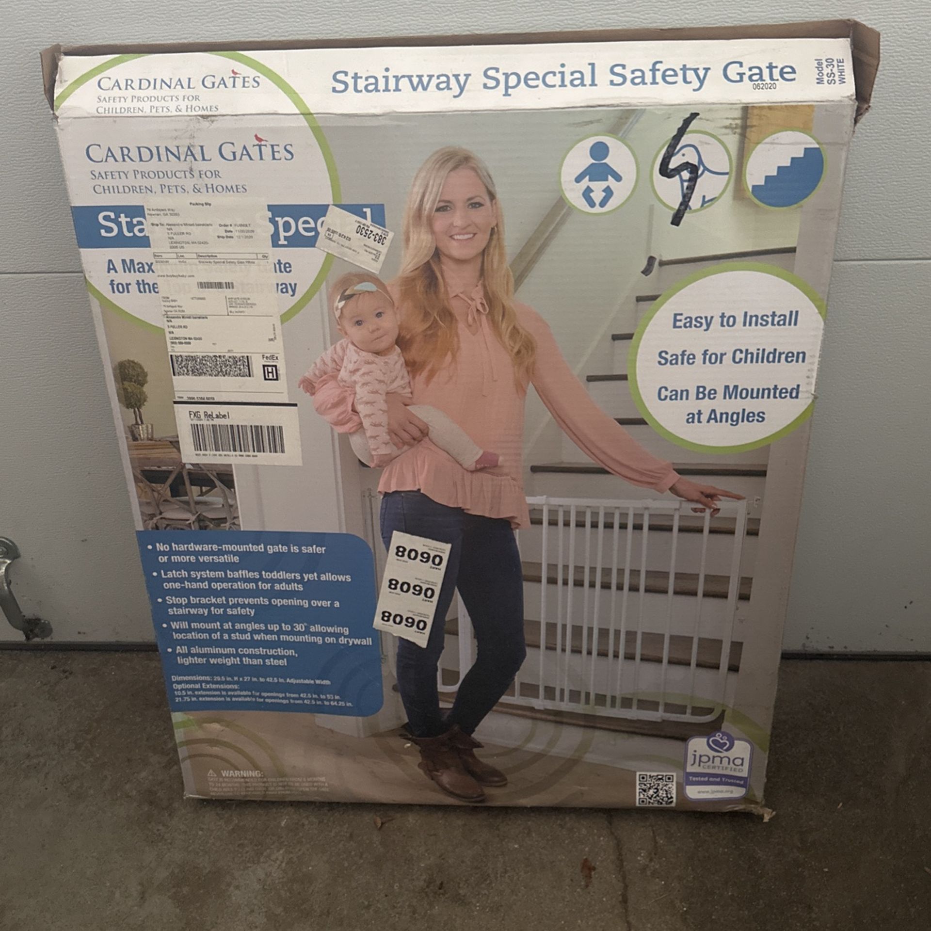 Cardinal Baby Gate