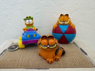 Set of 3 Vintage Garfield the Cat Toys