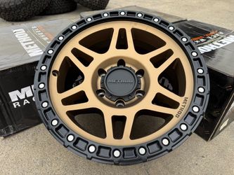 FREE DELIVERY 17” NEW Method MR312 Bronze Wheels 6x5.5 0mm Chevy tahoe Silverado Tacoma 4Runner