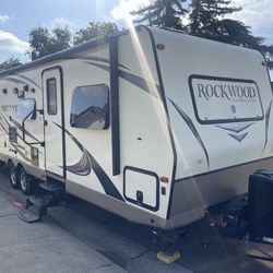 2015 Rockwood Ultra Lite