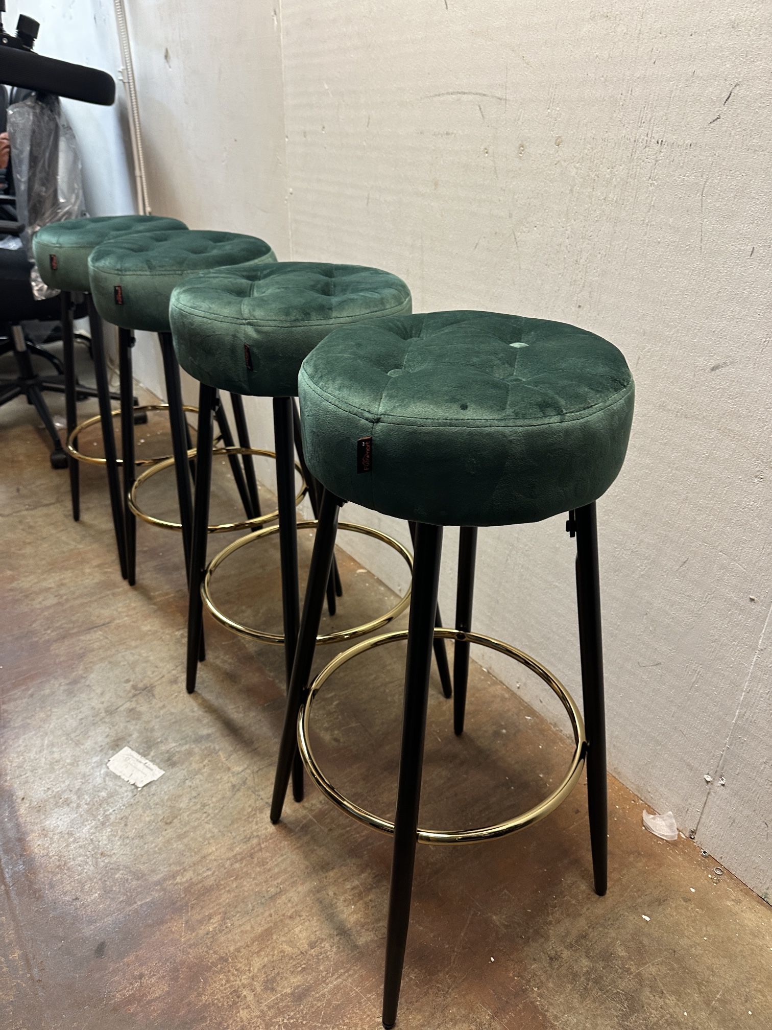 Set Of 4 Barstool Backless 30"