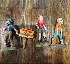 Walking dead department 56