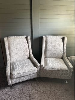 Accent Chairs