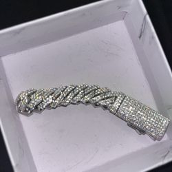 Diamond Cuban Curb Chain Bracelet With