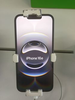 iPhone 16e