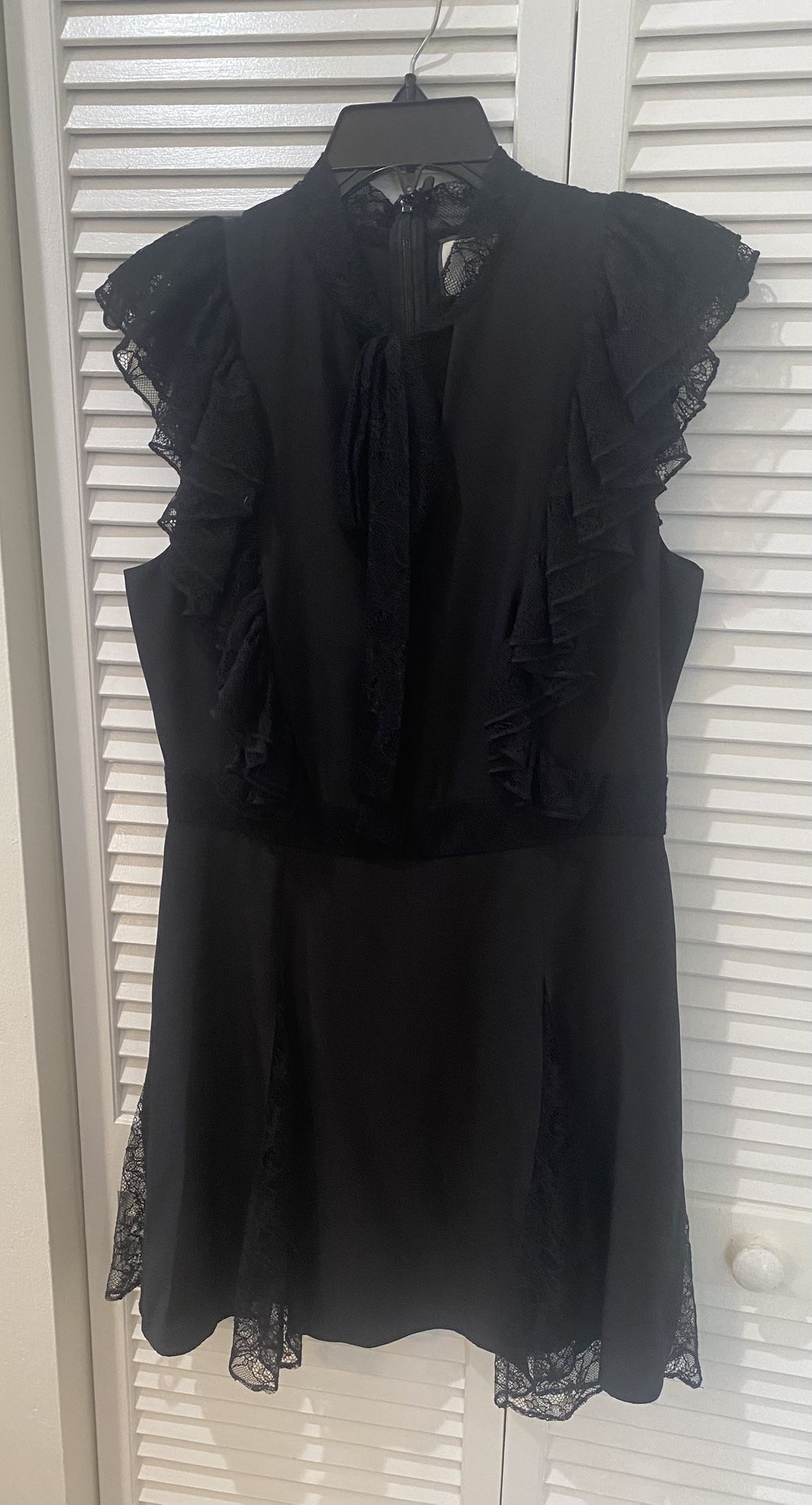 Black Alexis Short Sleeveless Dress