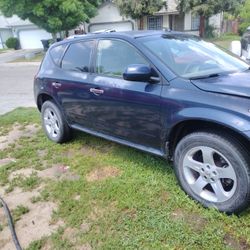 I'm Selling This Navy blue Murano