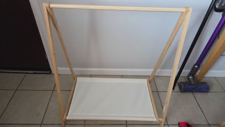 Kids clothing hanger