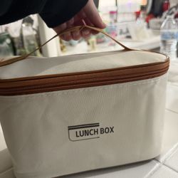 Lunchbox With Containers 