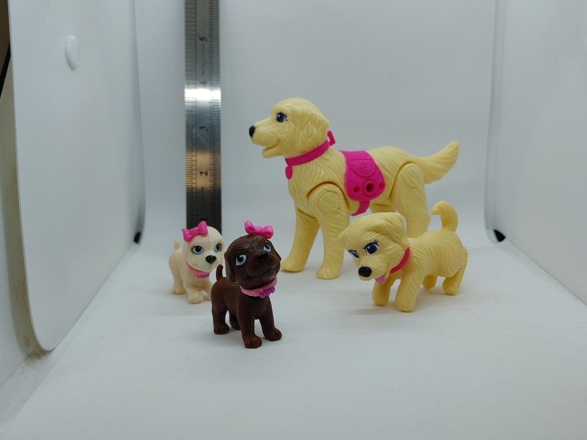 Lot Of 4 Barbie Strollin Pups: Taffy Dog Doll Pet Golden Retriever & Three Minis
