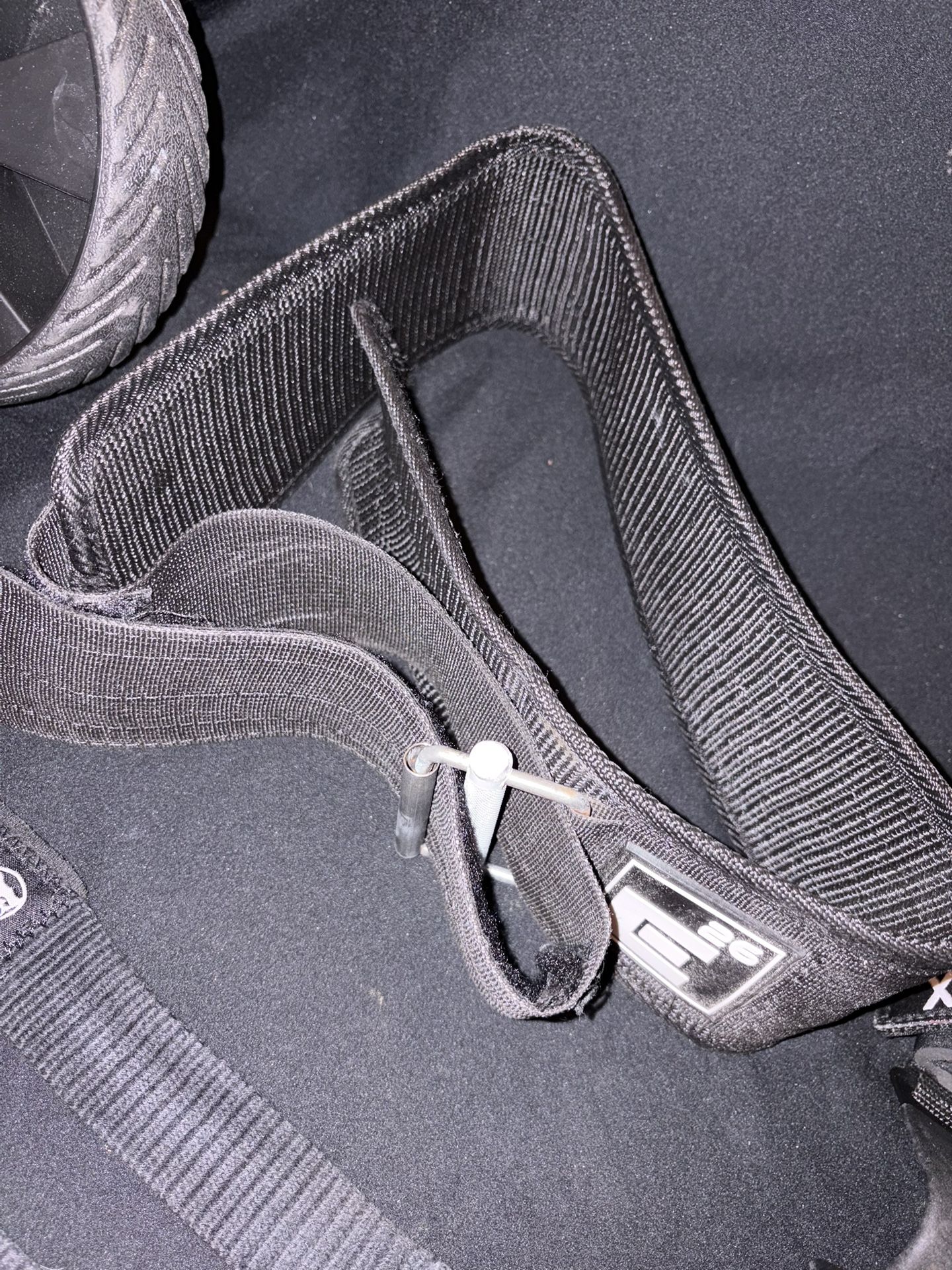 Weight Lifting Set Kettle Grip, Wrist Hooks, Belt, jump rope, knee braces, Push up wheel, Wrist Straps used LOTL