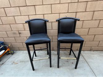 2 Bar Chairs
