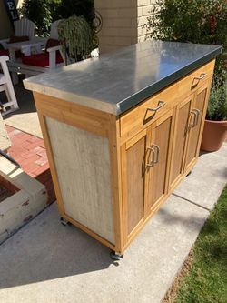 Kitchen Island